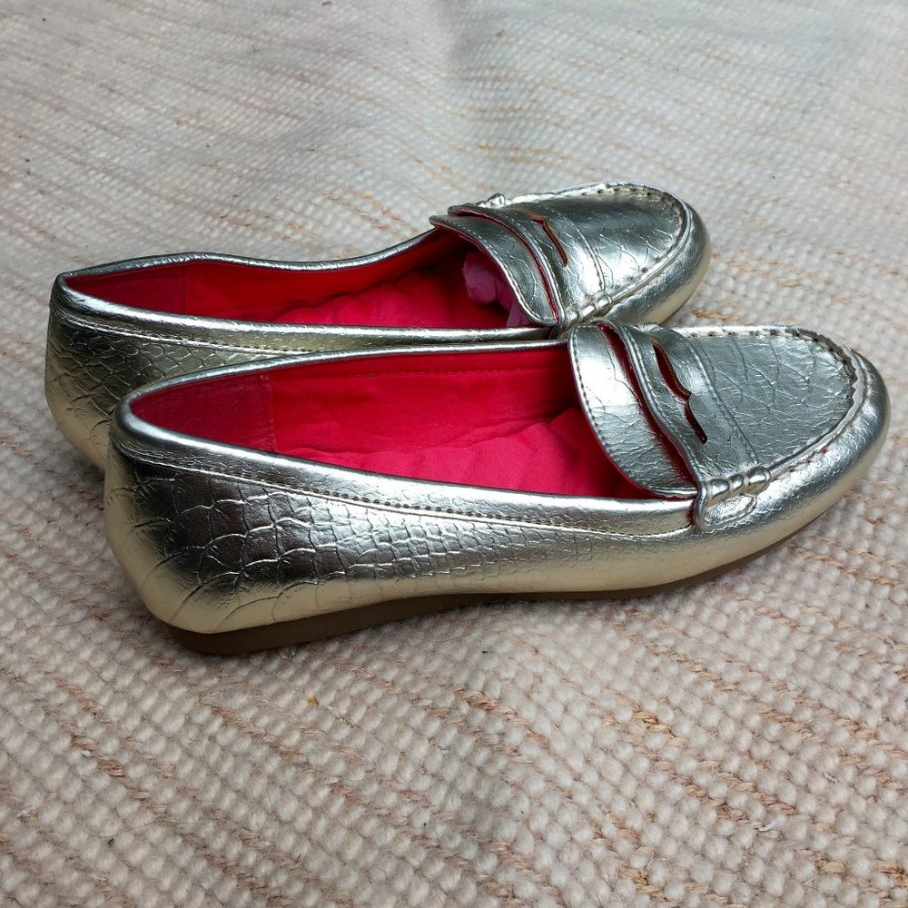 Avon Cushion Walk gold & pink penny loafers - size 8